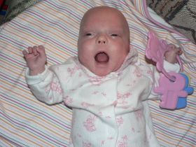 Oct 19/06 - Isabel's first toy time