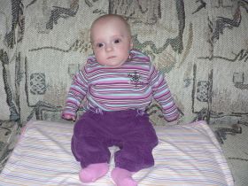 Jan 6/07 - Isabel dressed cute as a button